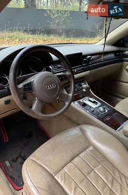 Седан Audi A8 2004 в Ірпені