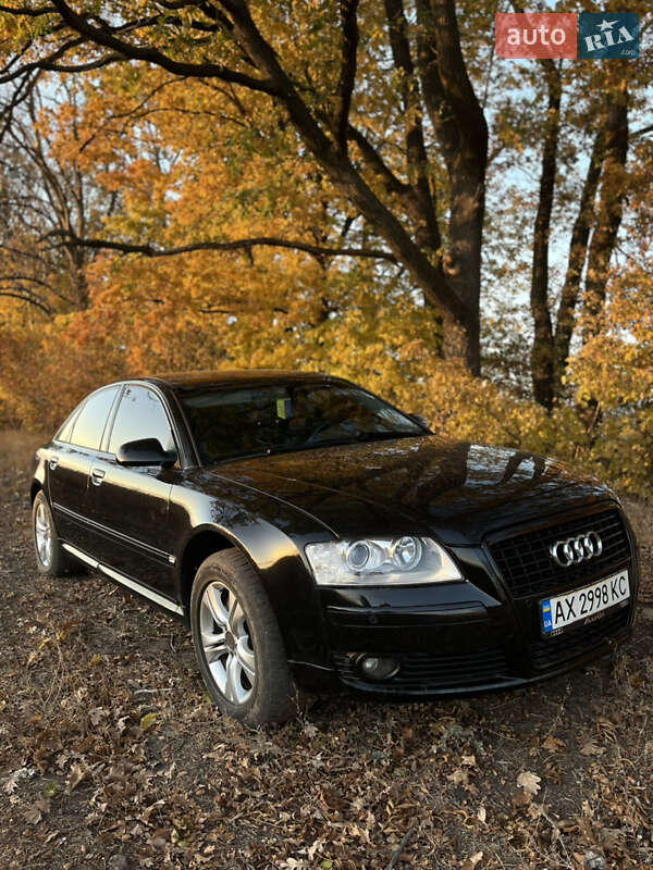 Седан Audi A8 2006 в Харькове