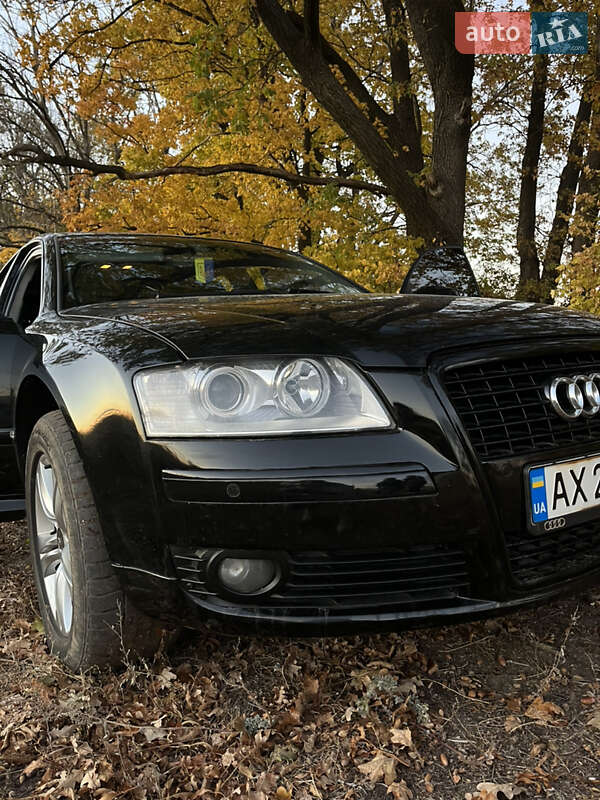 Седан Audi A8 2006 в Харькове