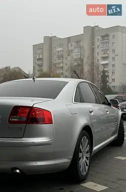 Audi A8 2004