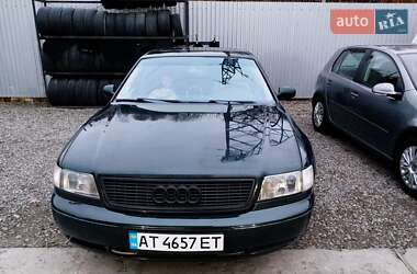 Седан Audi A8 1996 в Калуше