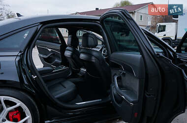 Седан Audi A8 2019 в 