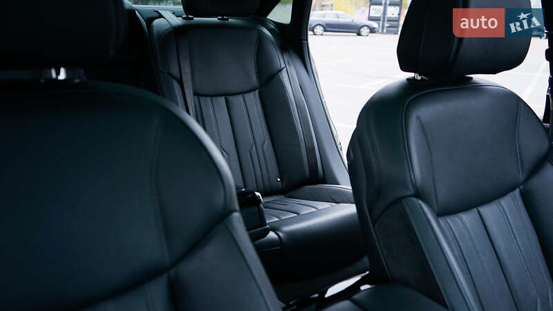 Седан Audi A8 2019 в Киеве
