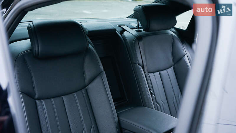 Седан Audi A8 2019 в Киеве