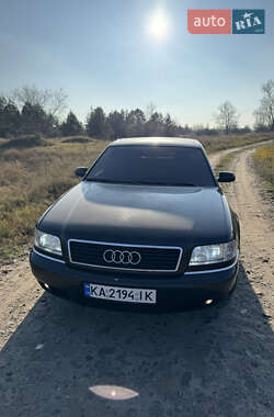 Седан Audi A8 2000 в Киеве