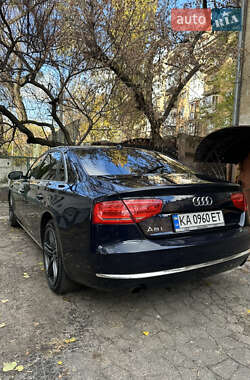 Седан Audi A8 2012 в Киеве