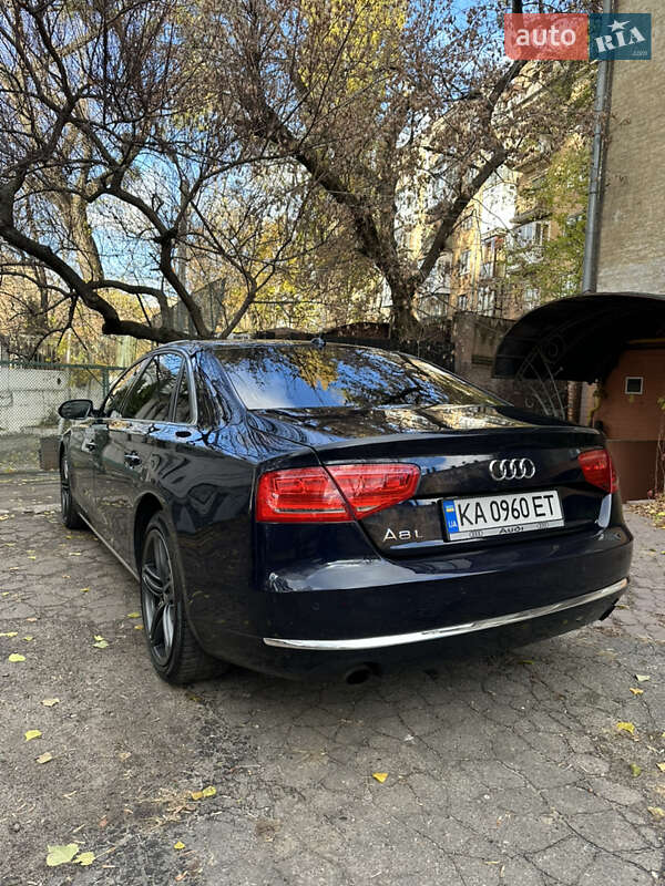 Седан Audi A8 2012 в Киеве