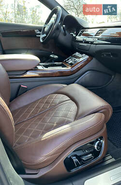 Седан Audi A8 2012 в Киеве