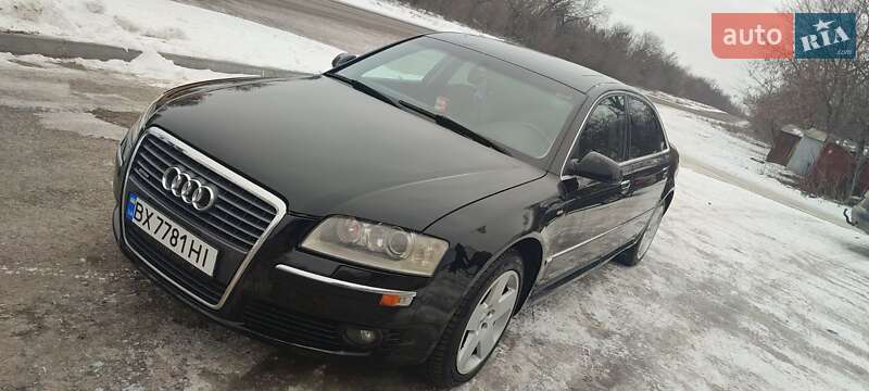 Седан Audi A8 2005 в Каменец-Подольском