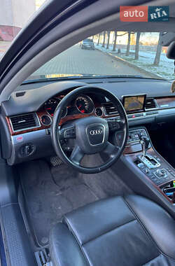 Седан Audi A8 2009 в 