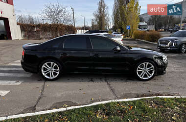 Седан Audi A8 2010 в Полтаве