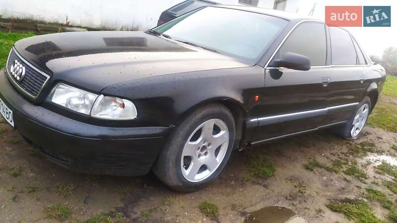 Седан Audi A8 1996 в Івано-Франківську