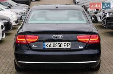 Седан Audi A8 2011 в 