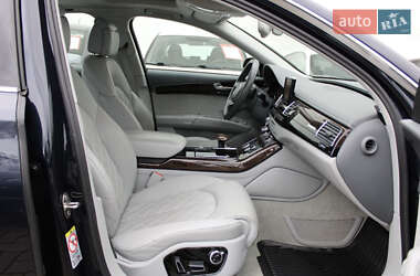 Седан Audi A8 2011 в 