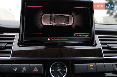Седан Audi A8 2011 в 
