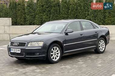 Седан Audi A8 2004 в Ровно