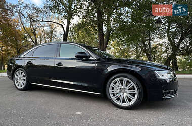 Седан Audi A8 2015 в Одессе