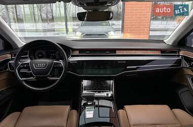 Седан Audi A8 2018 в Києві