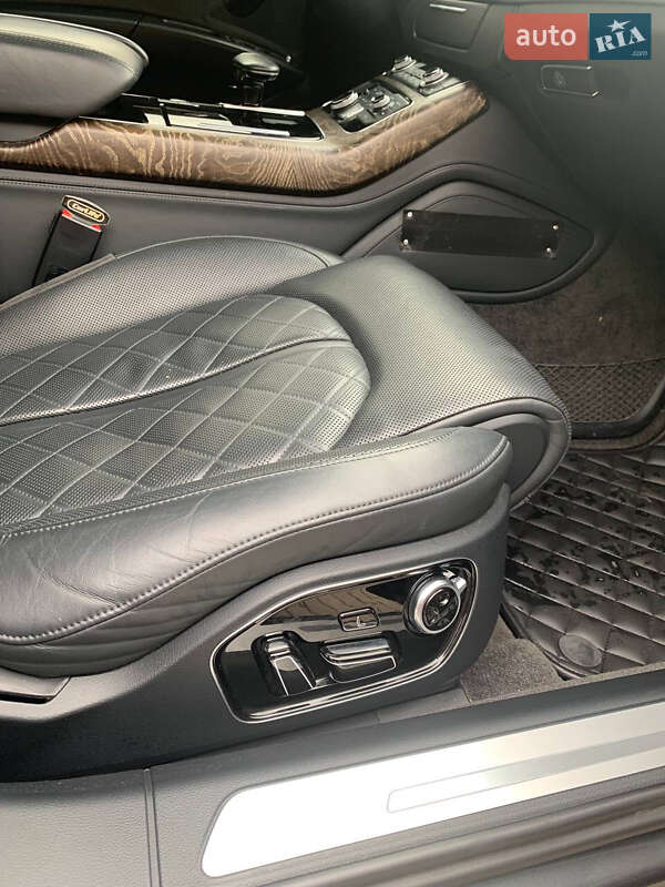Седан Audi A8 2014 в Калуше