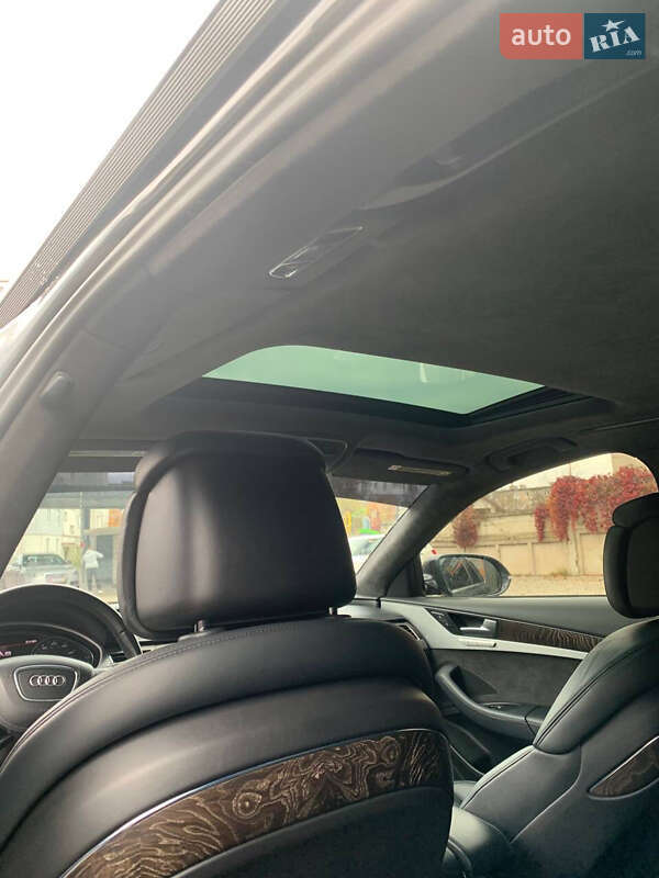 Седан Audi A8 2014 в Калуше