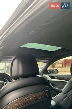 Седан Audi A8 2014 в 