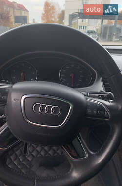 Седан Audi A8 2014 в 