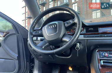 Седан Audi A8 2006 в Одессе