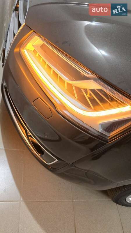 Седан Audi A8 2015 в Кривом Роге фото 85 Седан Audi A8 2015 в Кривом Роге