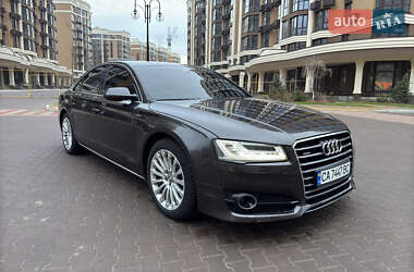 Седан Audi A8 2015 в Киеве