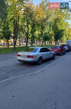 Седан Audi A8 1998 в Виннице