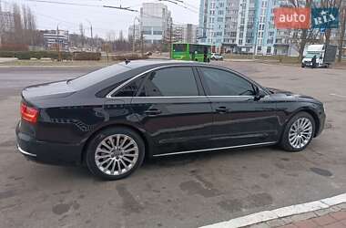 Седан Audi A8 2012 в Черкасах