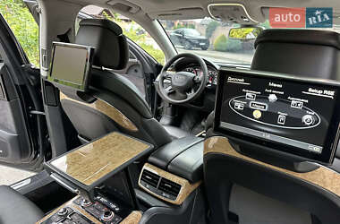 Седан Audi A8 2013 в Ужгороде