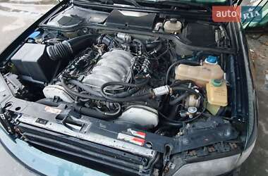 Седан Audi A8 1997 в 