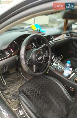 Седан Audi A8 2004 в 