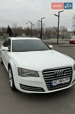 Седан Audi A8 2012 в Дніпрі