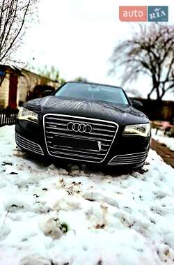 Седан Audi A8 2011 в Киеве