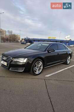 Седан Audi A8 2011 в Киеве