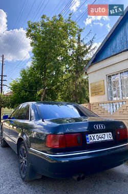 Седан Audi A8 1997 в Изюме