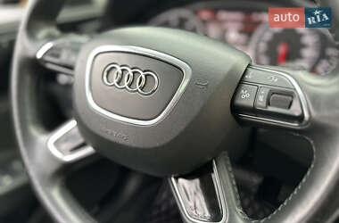 Седан Audi A8 2012 в 