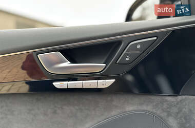 Седан Audi A8 2012 в 