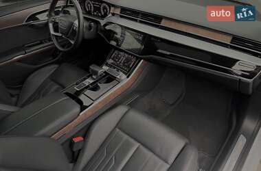 Седан Audi A8 2018 в Одессе