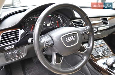 Седан Audi A8 2012 в Києві