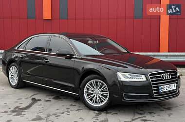 Седан Audi A8 2017 в 