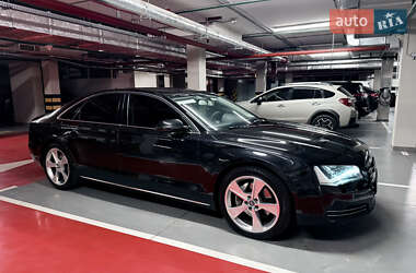 Седан Audi A8 2011 в Киеве