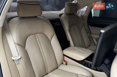 Седан Audi A8 2011 в 