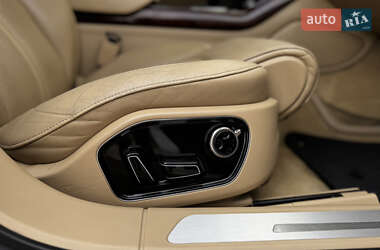 Седан Audi A8 2011 в 