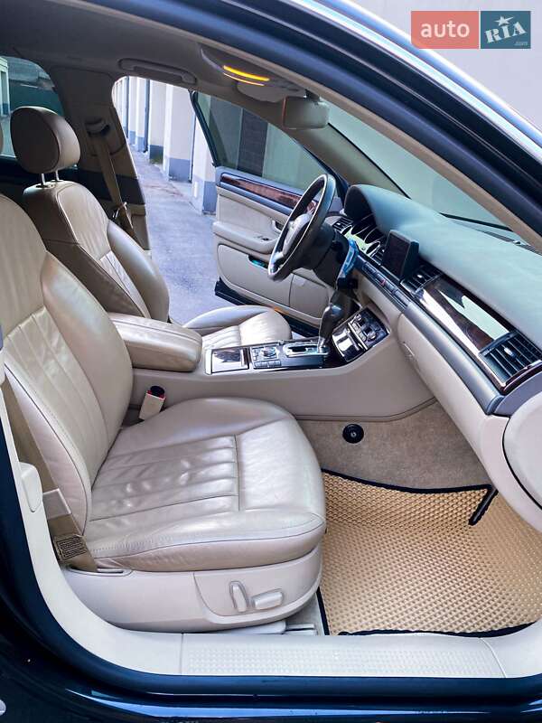 Седан Audi A8 2005 в Вінниці