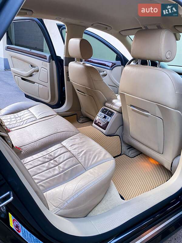 Седан Audi A8 2005 в Вінниці