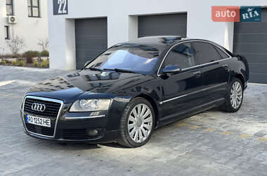 Седан Audi A8 2006 в Ужгороде