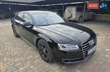 Седан Audi A8 2014 в Черновцах